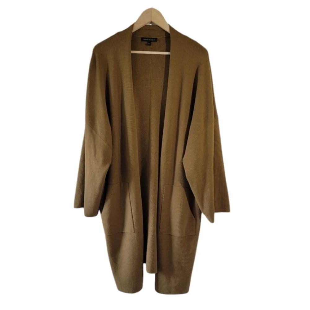 Banana Republic Toasted Coconut Cape Long Cardigan M/L Pocket Fall Winter Cozy